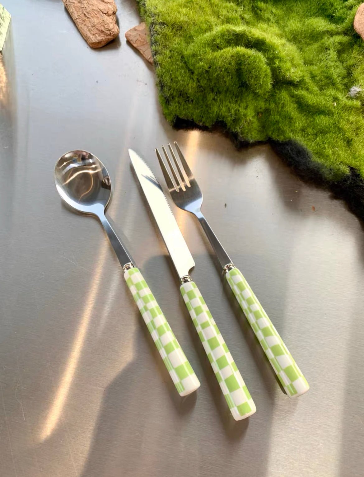 6 - Pack Modern Checkered Flatware Sets ( $4 / count )-2