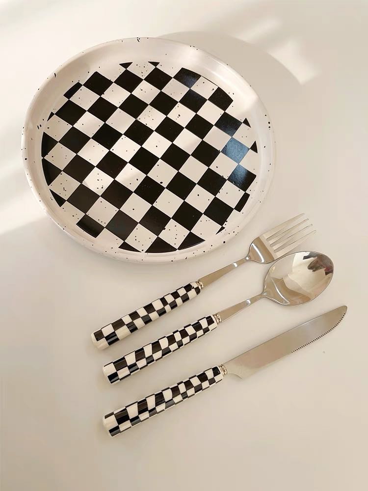 6 - Pack Modern Checkered Flatware Sets ( $4 / count )-6